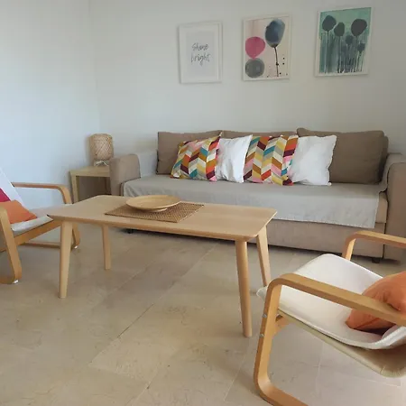 アパート Amplio, Luminoso Y Moderno Con Amplia Terraza Y Hermosas Vistas En Exclusiva Urbanizacion
