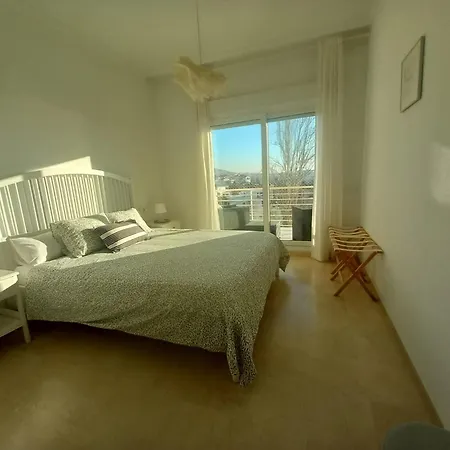Amplio, Luminoso Y Moderno Con Amplia Terraza Y Hermosas Vistas En Exclusiva Urbanizacion アパート *