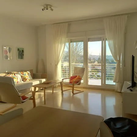 アパート Amplio, Luminoso Y Moderno Con Amplia Terraza Y Hermosas Vistas En Exclusiva Urbanizacion *