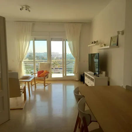 Amplio, Luminoso Y Moderno Con Amplia Terraza Y Hermosas Vistas En Exclusiva Urbanizacion アパート *